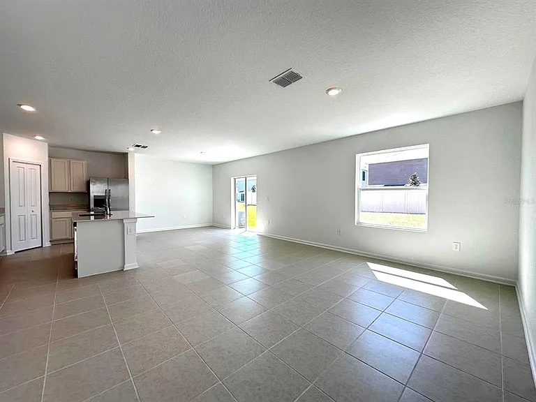 3874 Amers Loop — Photo 4