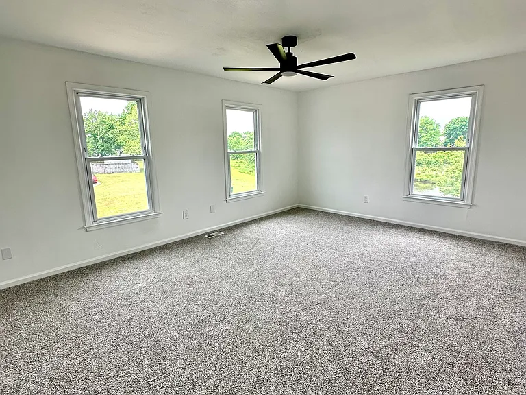 3801 Buchanan Dr — Photo 17
