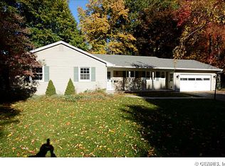 165 Westgate Dr, Rochester, NY 14617