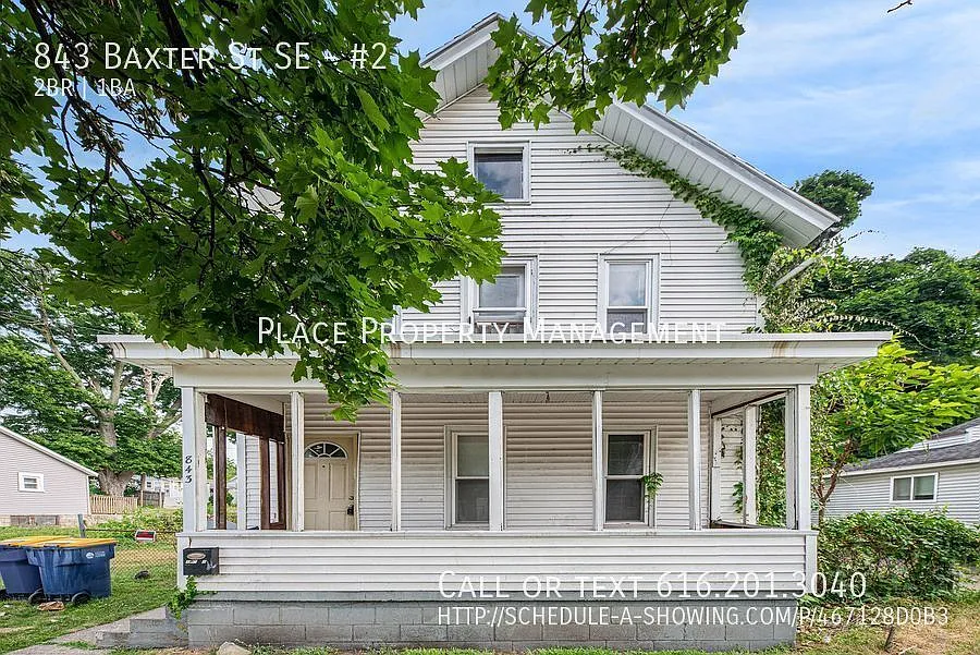 843 Baxter St SE #2