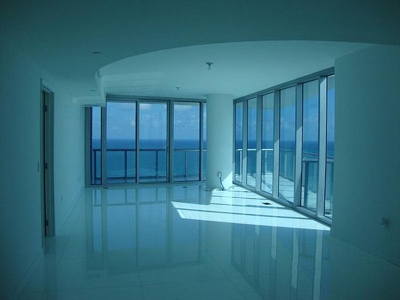5th image of 17001 Collins Ave APT 4001