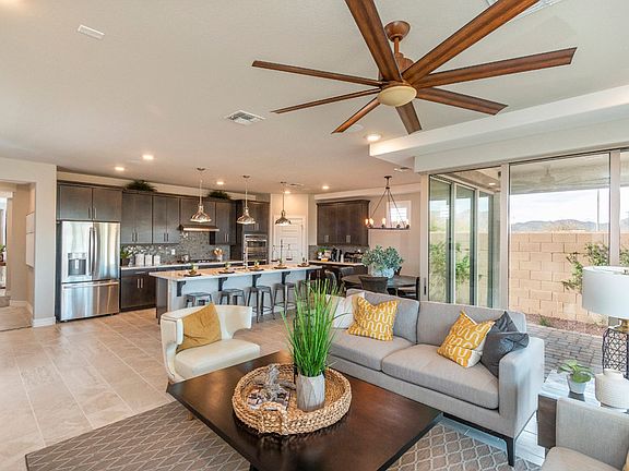 10117 E Wavelength Avenue - Open Concept Floorplan - Model Home Final Selections May Vary