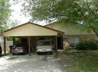 104 Cockerham St APT B, Kyle, TX 78640