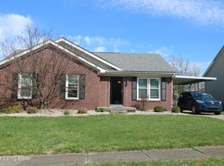 9825 Stanalouise Dr, Louisville, KY 40291