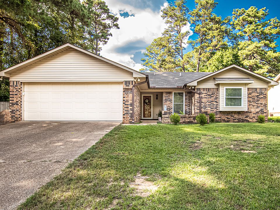 1st image of 1132 Pinecrest Dr