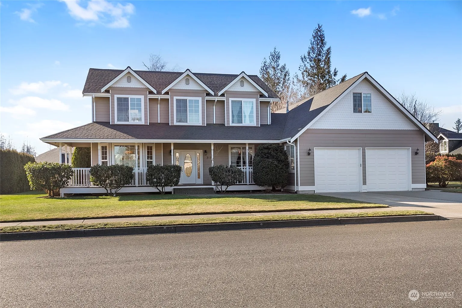 312 E Maberry Drive photo 1