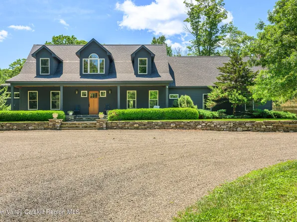268 W Hill Road, Austerlitz, NY 12017