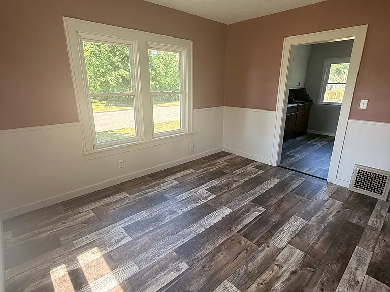 1334 W Highland Blvd — Photo 4