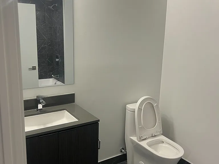 82 Dalhousie St #810 — Photo 11