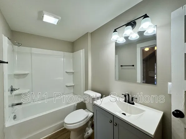 702 Silver Ave #A, Greensboro, NC 27403