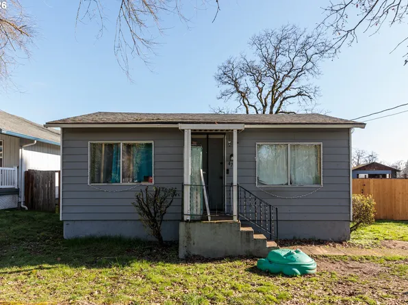 474 N 6th St, Saint Helens, OR 97051