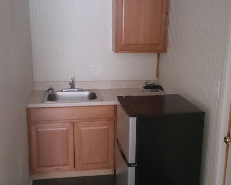 2nd image of 1014 Park St #A