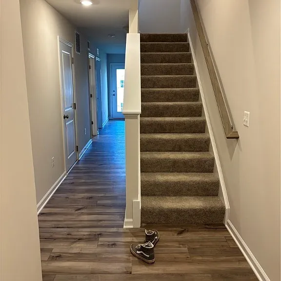 8741 Pioneer Hill Dr — Photo 2