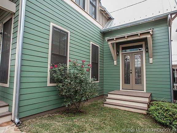 4th image of 33 Boardwalk Unit C