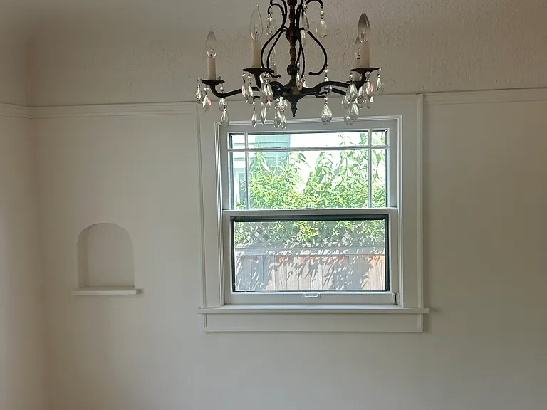 1316 N Russet St — Photo 5