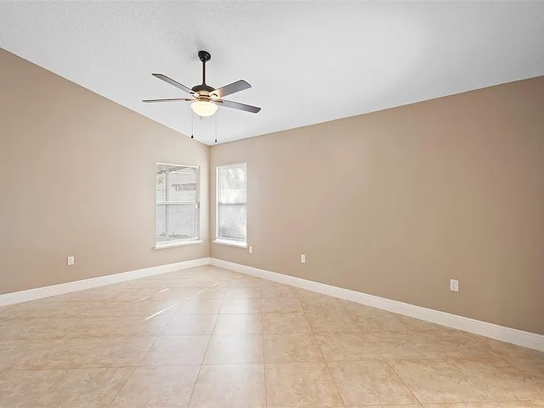 707 Brightview Dr — Photo 10