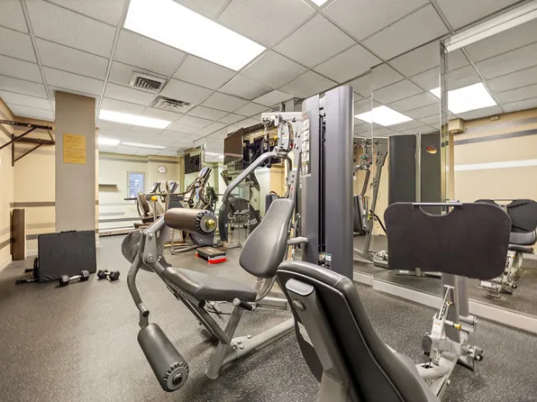 116 Central Park South image 9 of 13