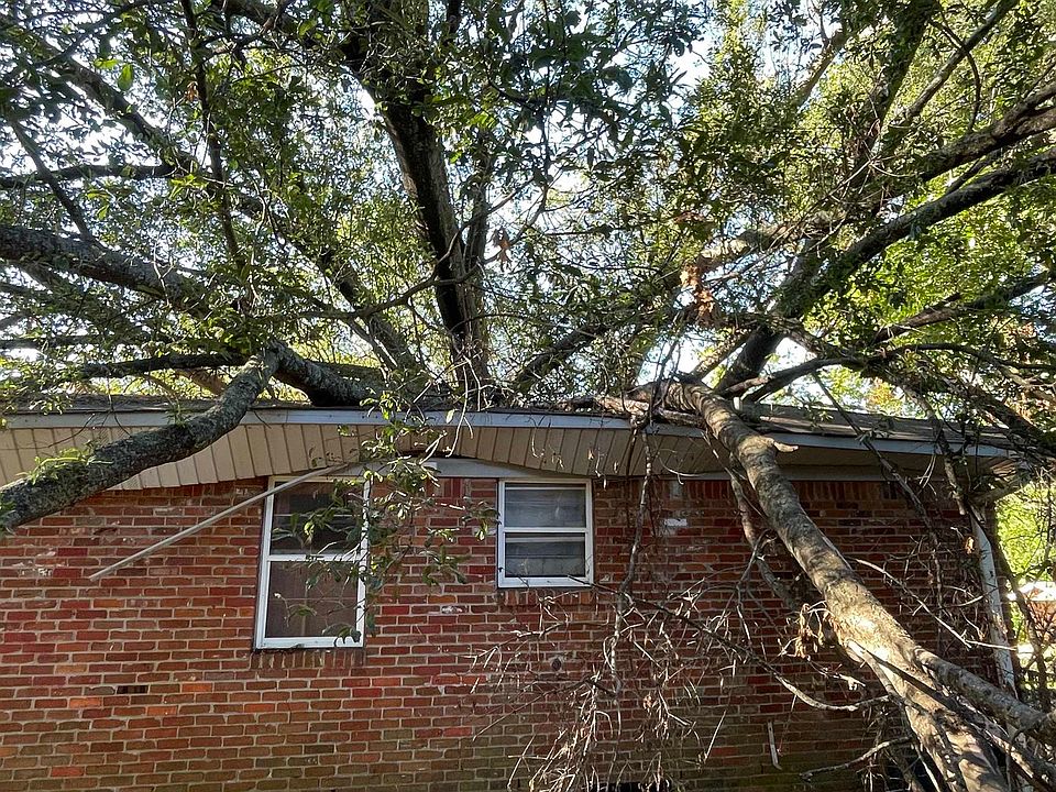 2nd image of 1853 Lanier Ln