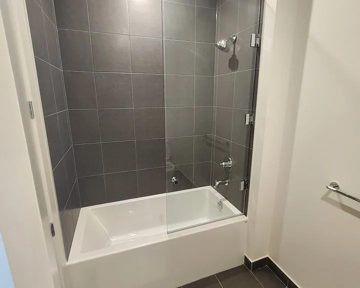 212 King William St #1416 — Photo 12