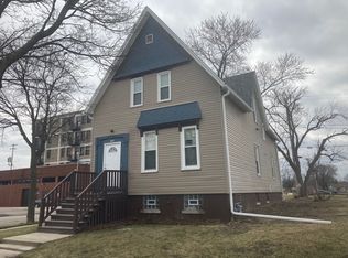 1901 W Monroe St, Milwaukee, WI 53205