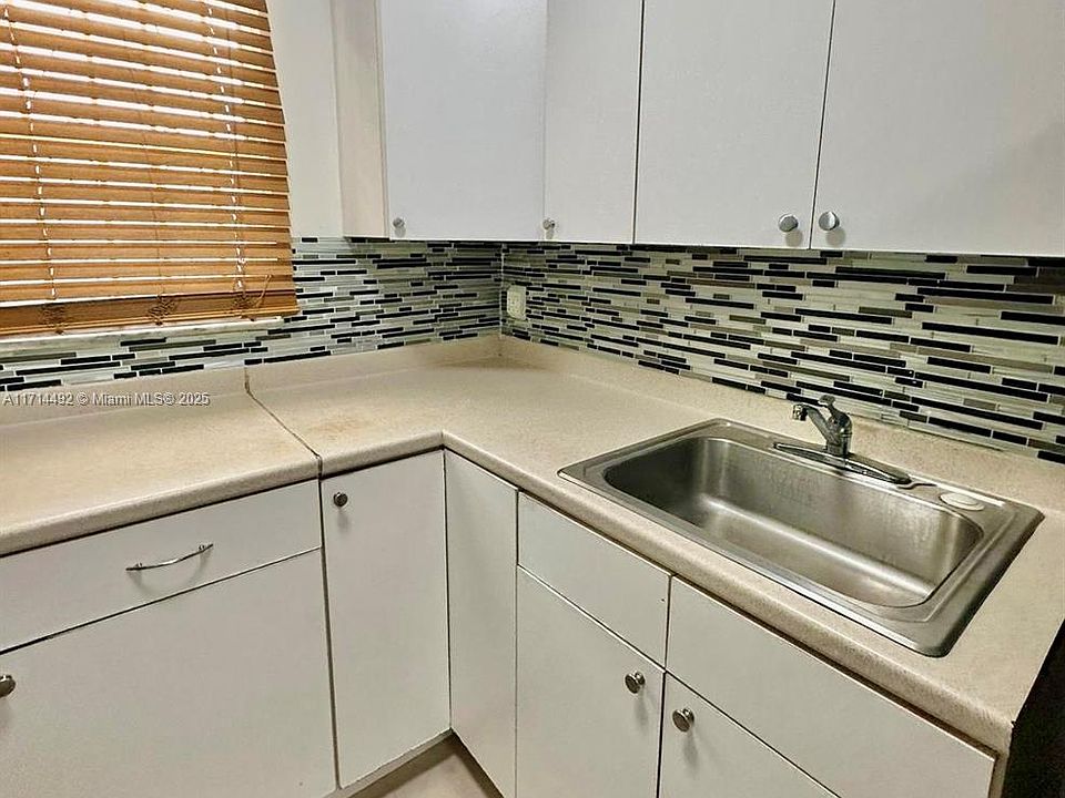 2nd image of 30 SE 4th Ave APT 116