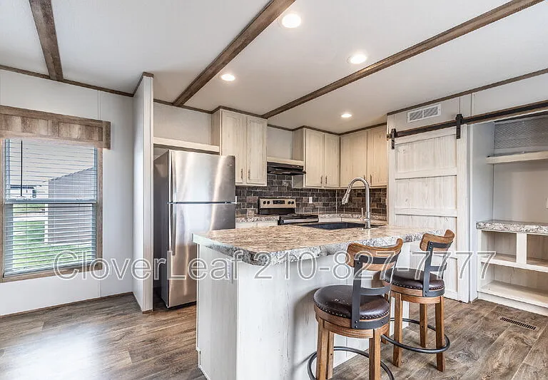 417 County Road 6812 — Photo 11
