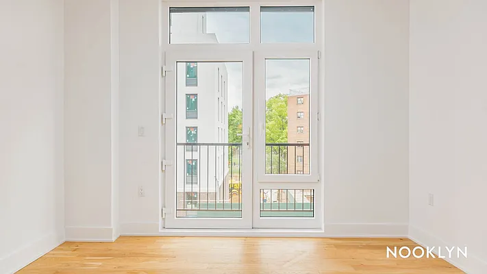 Rented by Nooklyn NYC LLC | media 81