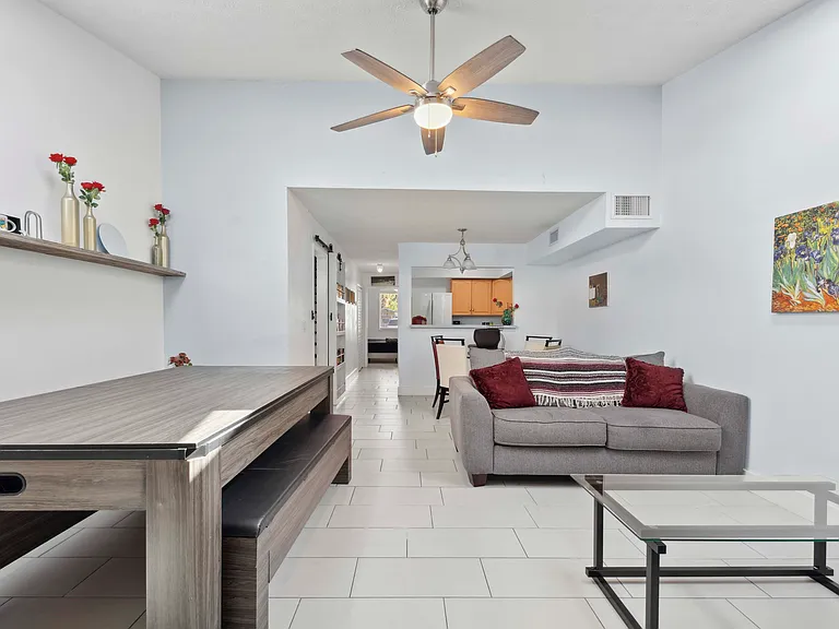 219 Arricola Ave #B — Photo 15