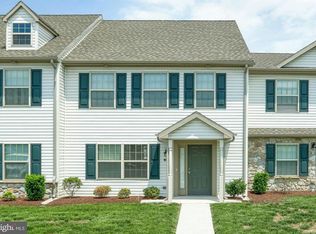 287 Melbourne Ln, Mechanicsburg, PA 17055