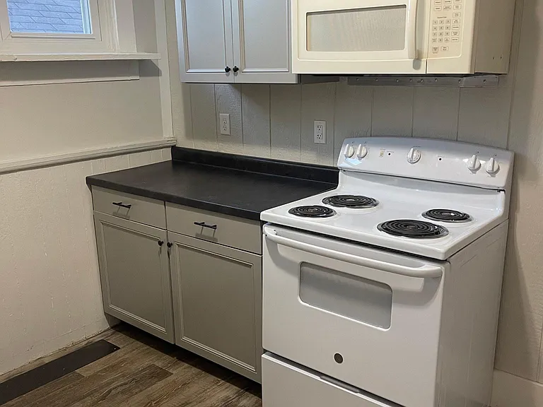 13 N Mulberry St #2 — Photo 5