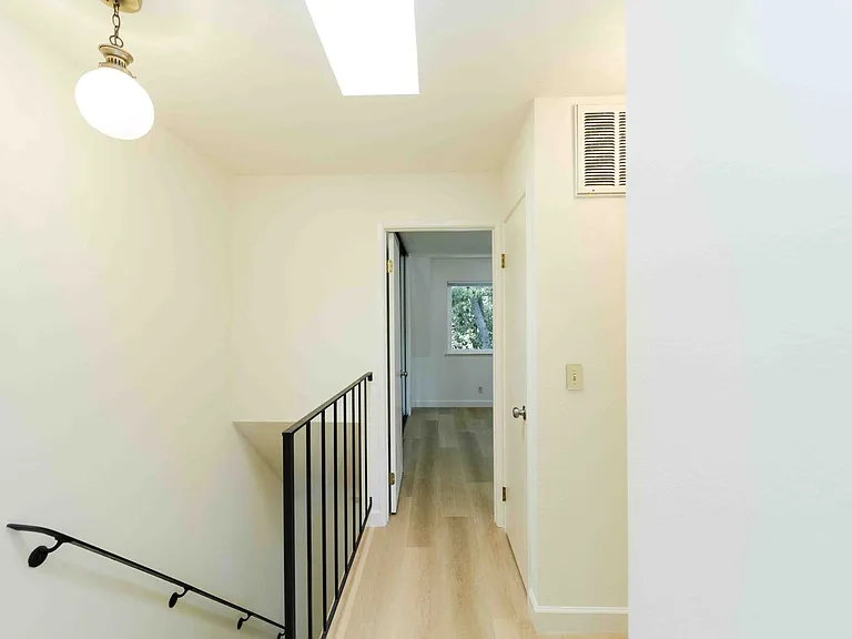 4811 Appian Way — Photo 20