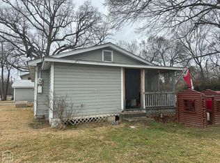 8 Locust St, Mayflower, AR 72106