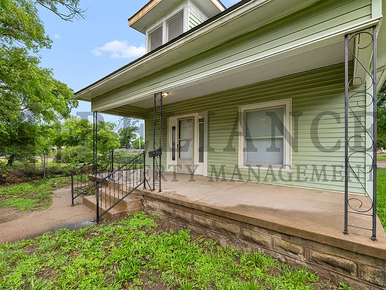1405 S Ida St — Photo 21