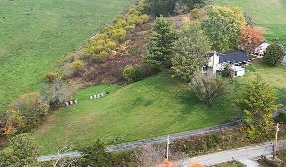 2nd image of 1802 Old Us Highway 25 N