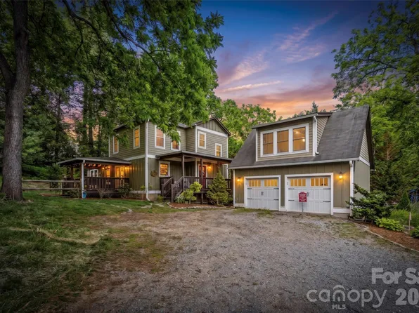 5 Fieldtop Ln, Arden, NC 28704