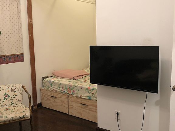4th image of 1156 Glendale Blvd #6