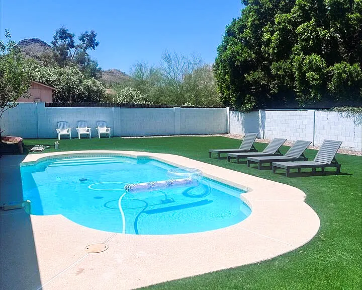 2124 E Hillery Dr — Photo 5