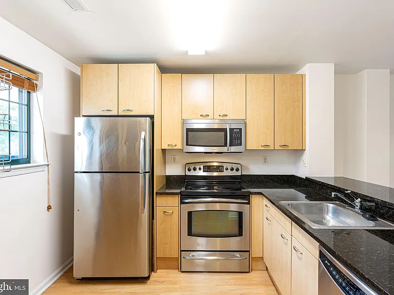 2 Leverington Ave #38 — Photo 3