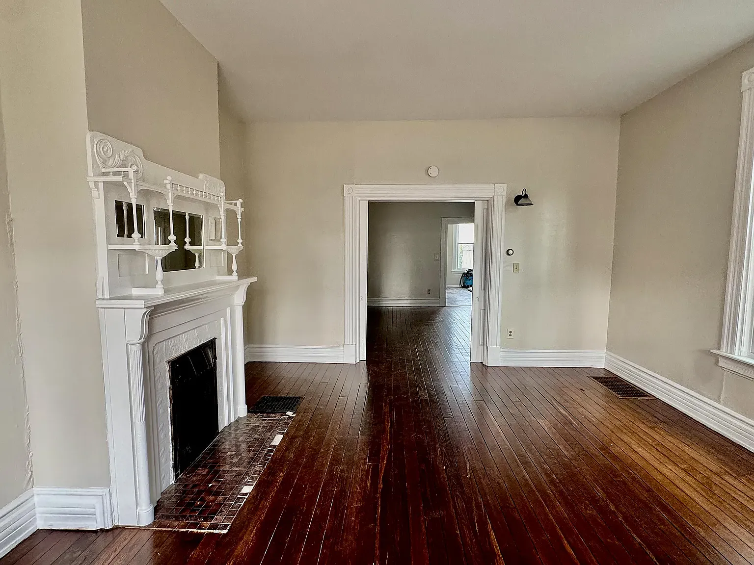3 bed, 1636 sqft, $1,995 — Photo 4