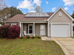 102 Tobacco Farm Dr, Apex, NC 27502