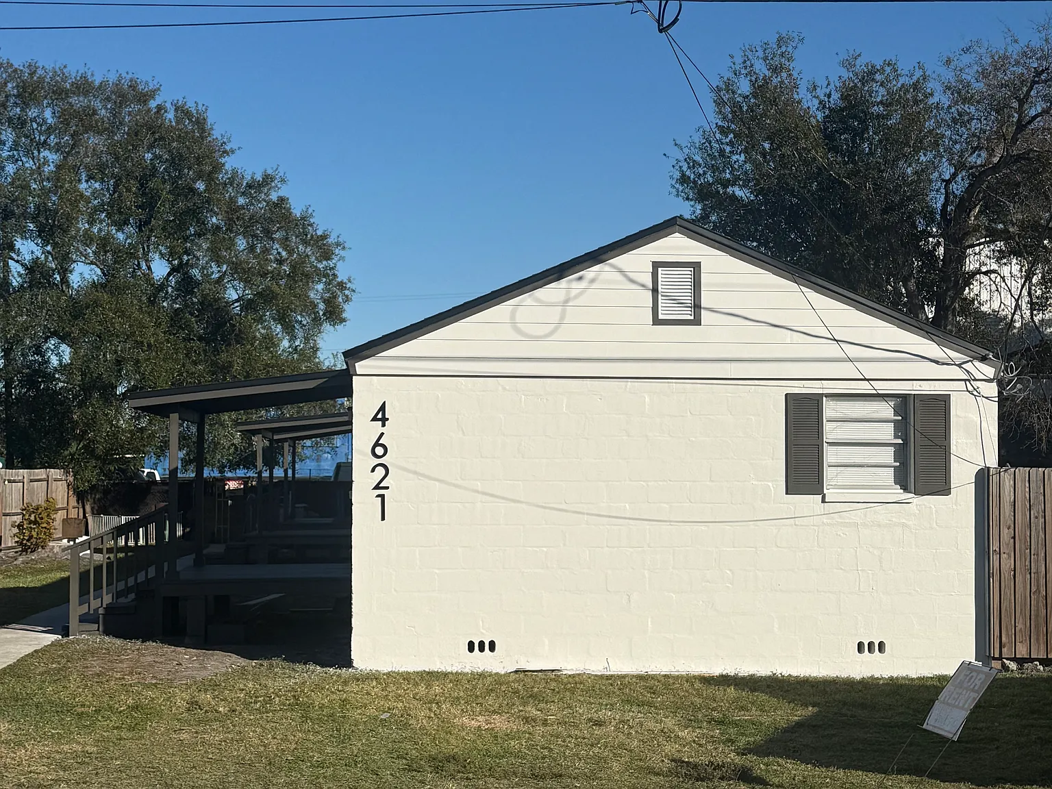 2 bed, 700 sqft, $1,500 — Photo 2