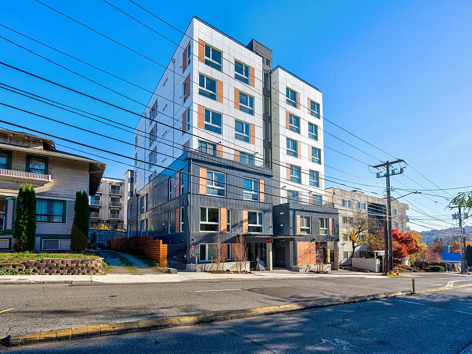 Viola Apartments