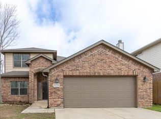 4224 Mantis St, Fort Worth, TX 76106