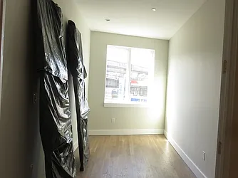 Rented by Rennit Inc.