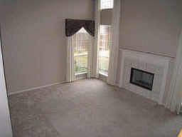 3rd image of 9604 Quail Hollow Dr