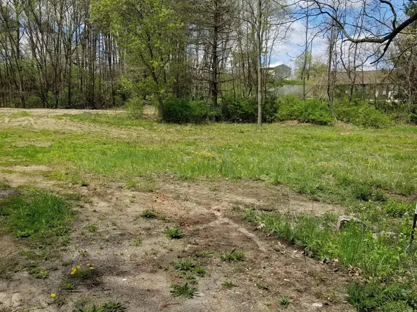 565 N 4th St, Kalamazoo, MI 49009