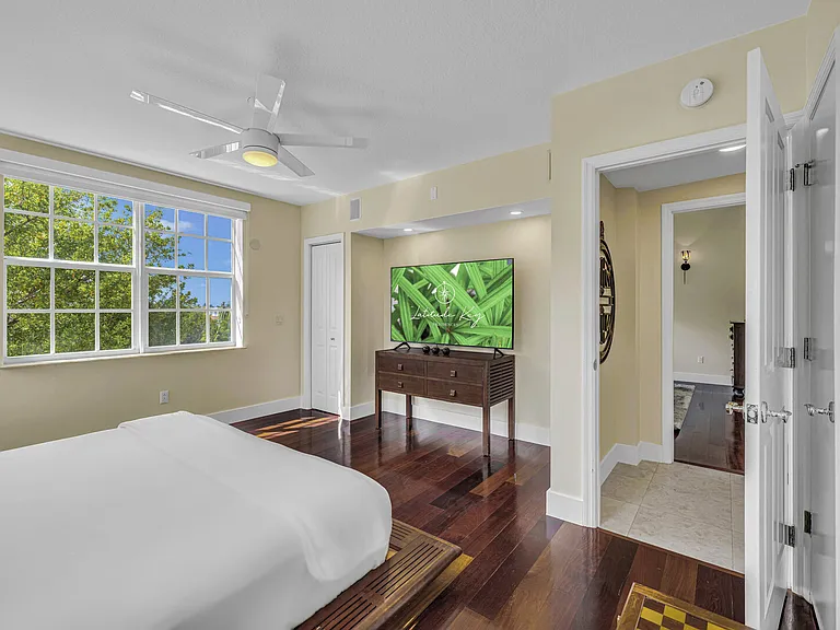 Gulfview Dr — Photo 18