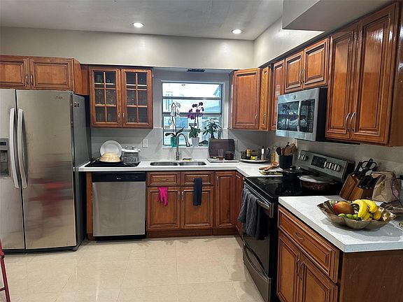 4th image of 6521 9th Street