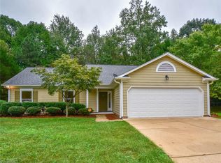 6703 Brenock Ct, Greensboro, NC 27410