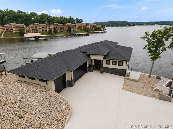 439 Redbud Ct, Lake Ozark, MO 65049